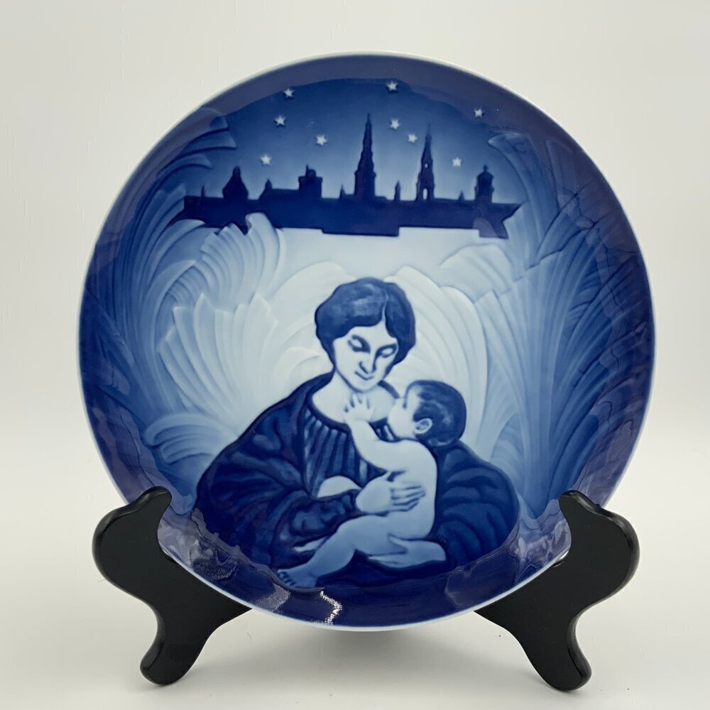 Royal Copenhagen Bing & Grondahl 1987 Sven Vestergaard Madonna & Child Plate